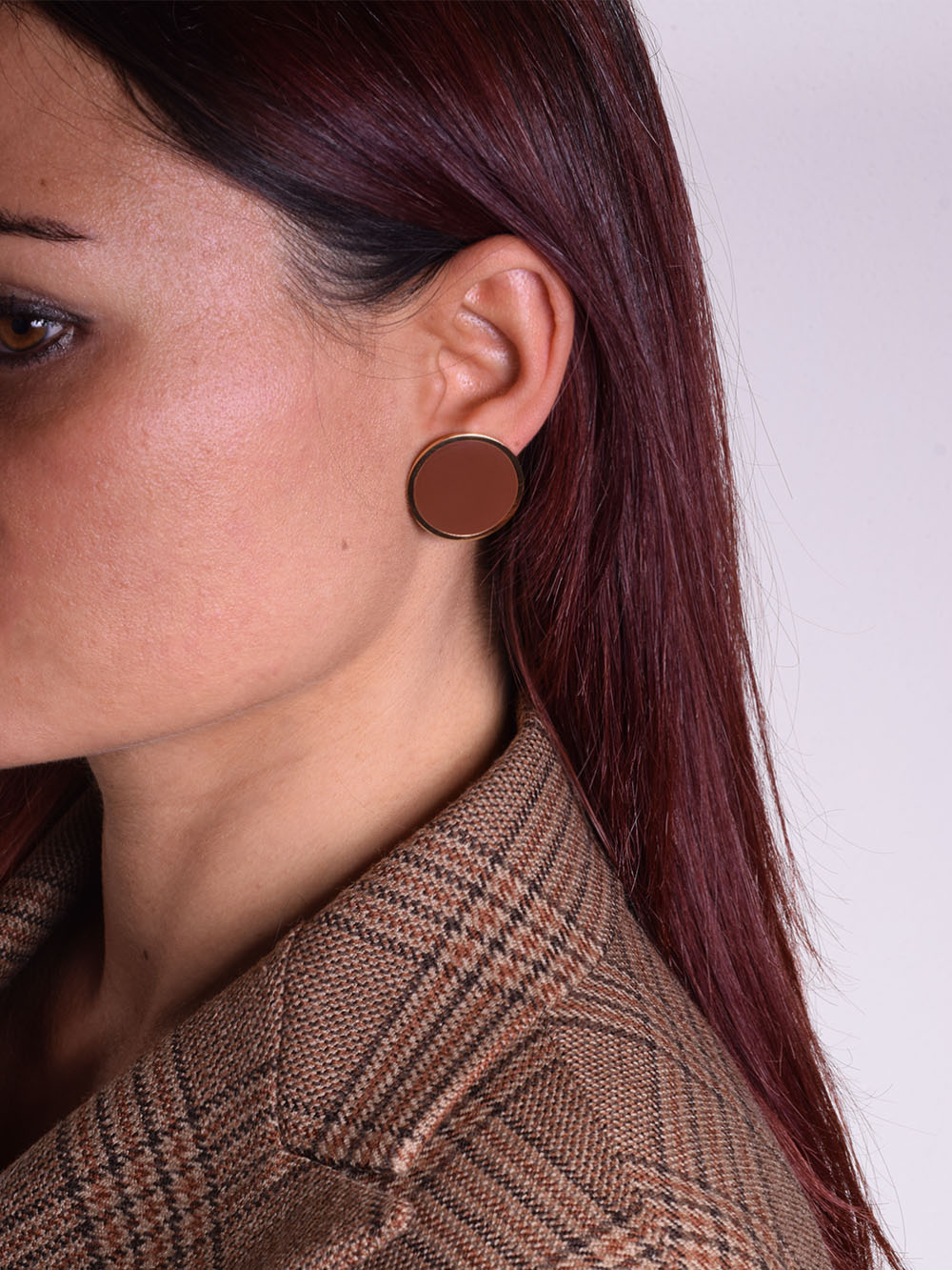 EARRINGS TAPE