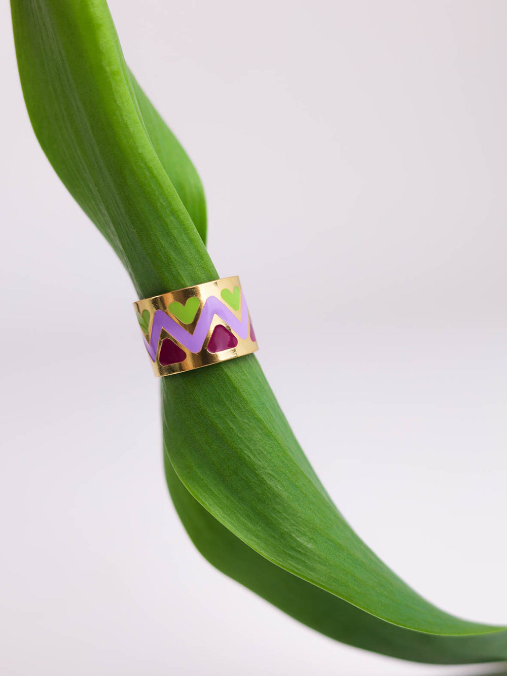CHEVRON RING