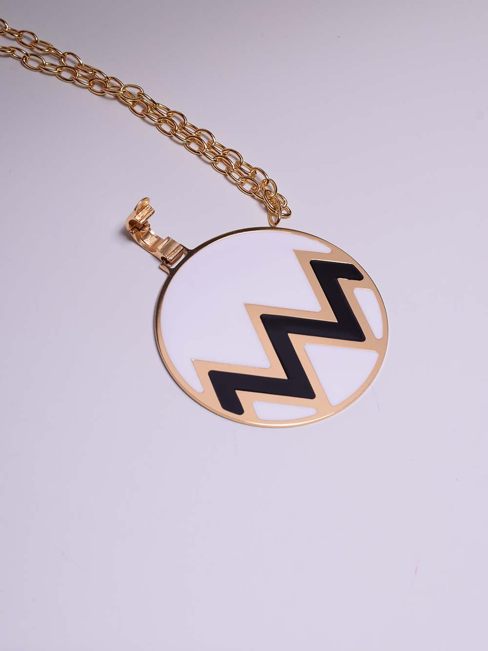 CHEVRON PENDANT