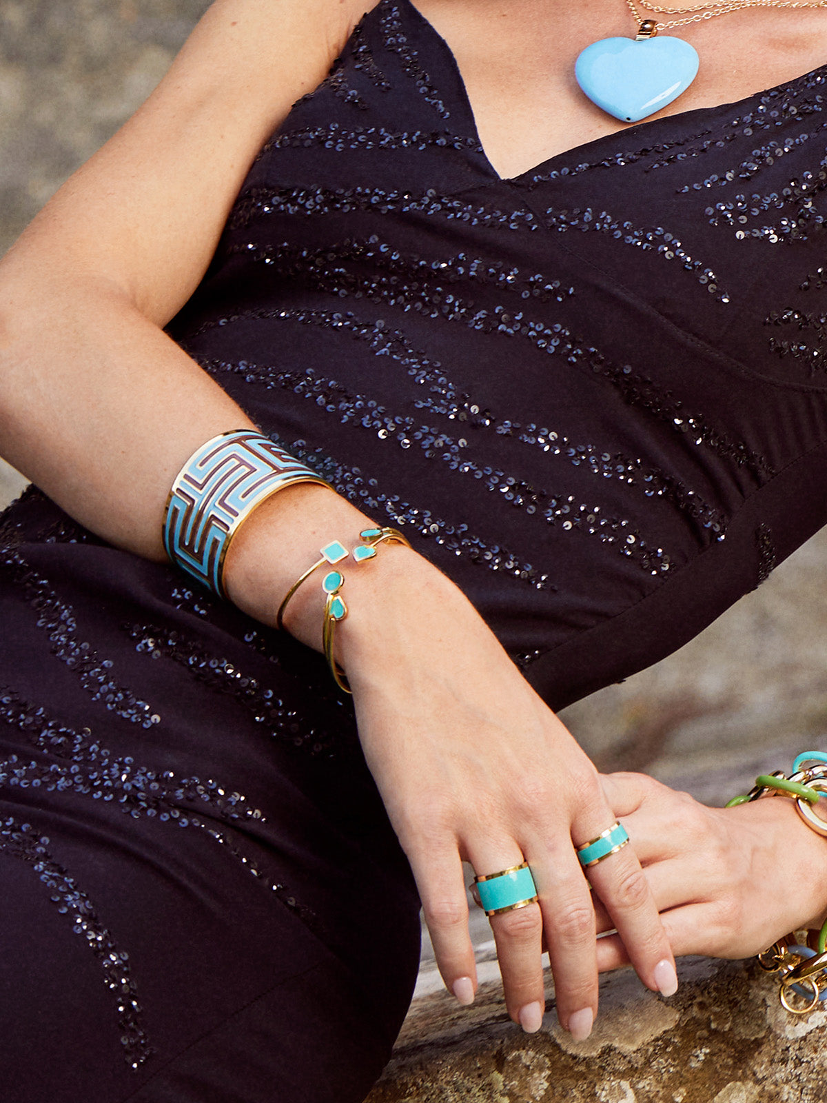 CUORE WIRE BANGLE