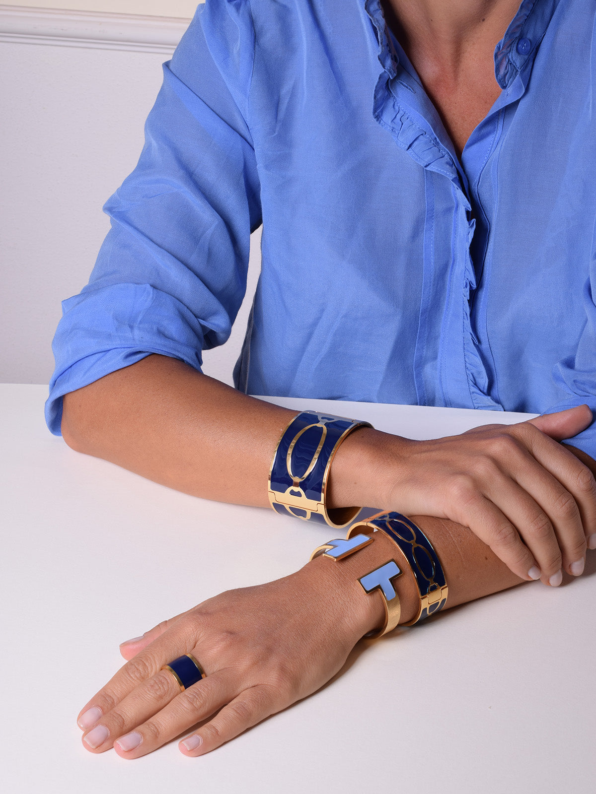 KNOT BRACELET