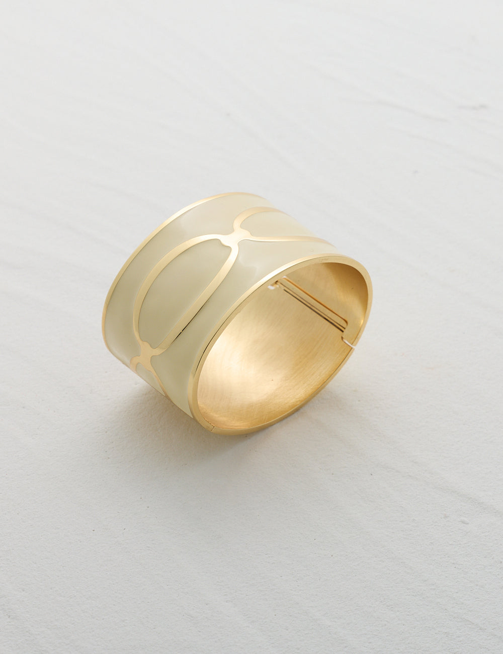KNOT BRACELET