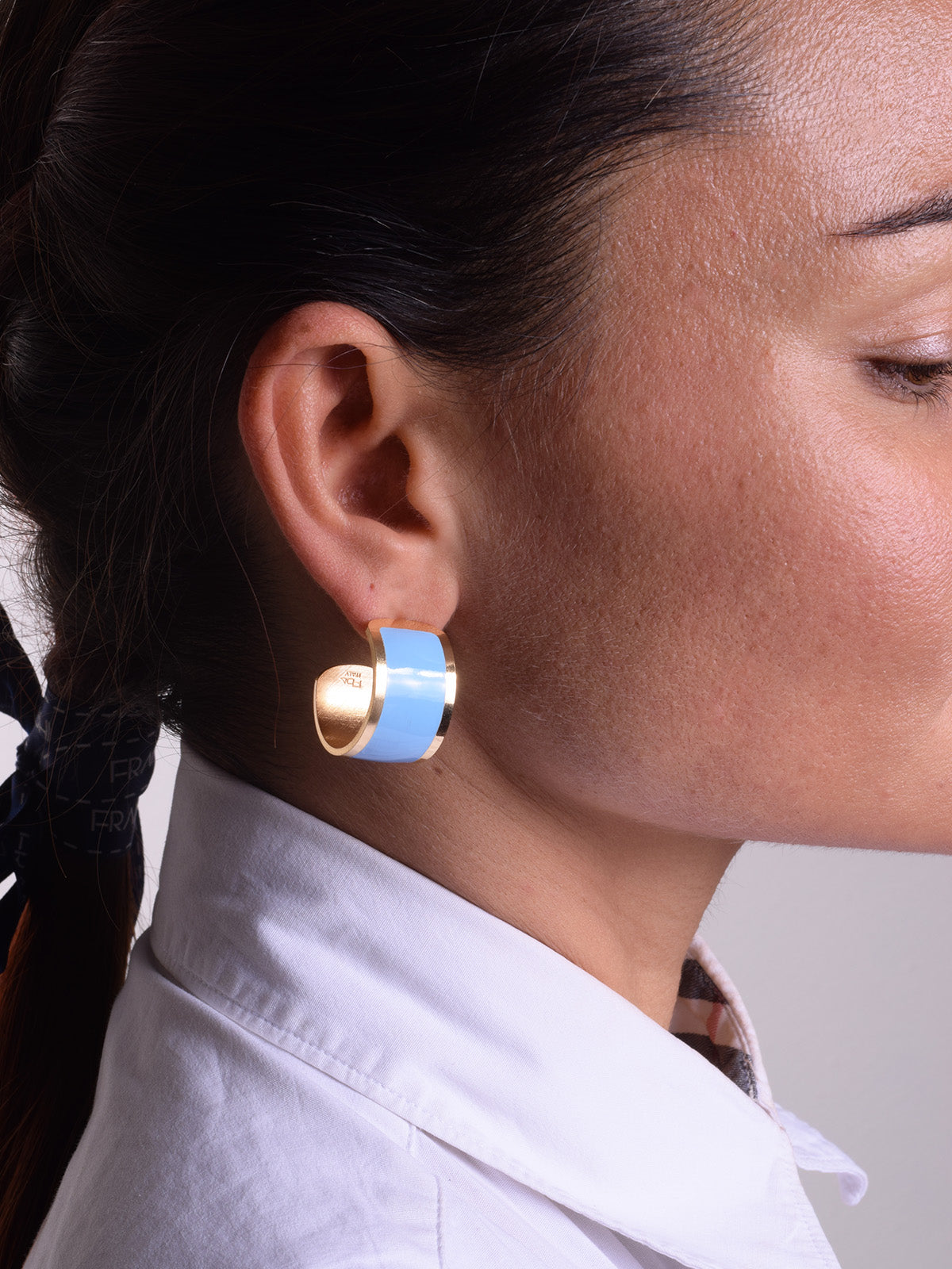 MEDIUM HOOP EARRINGS