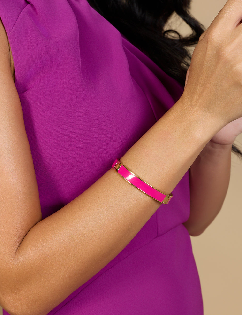 SMALL ICON BANGLE