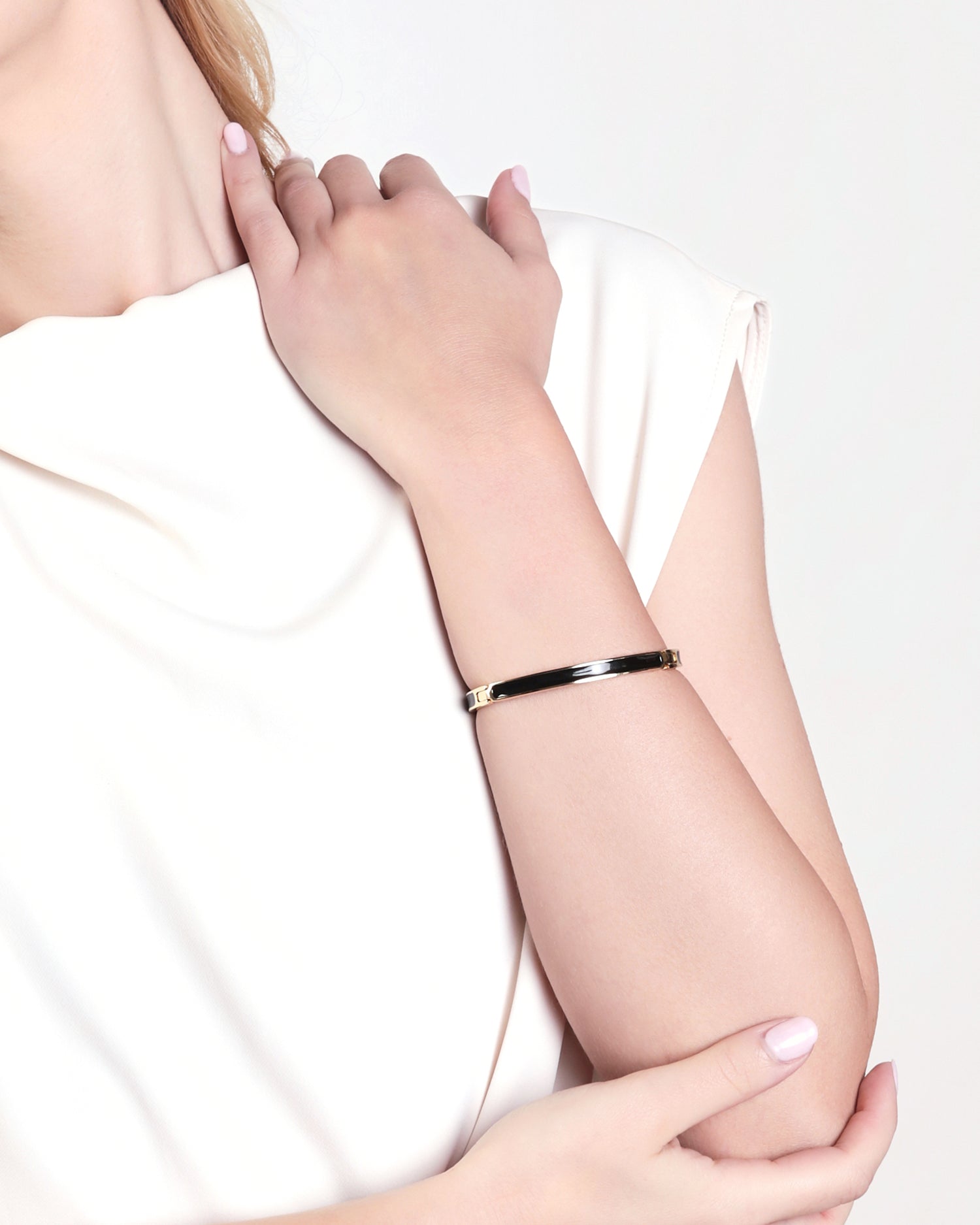 MINI BANGLE
