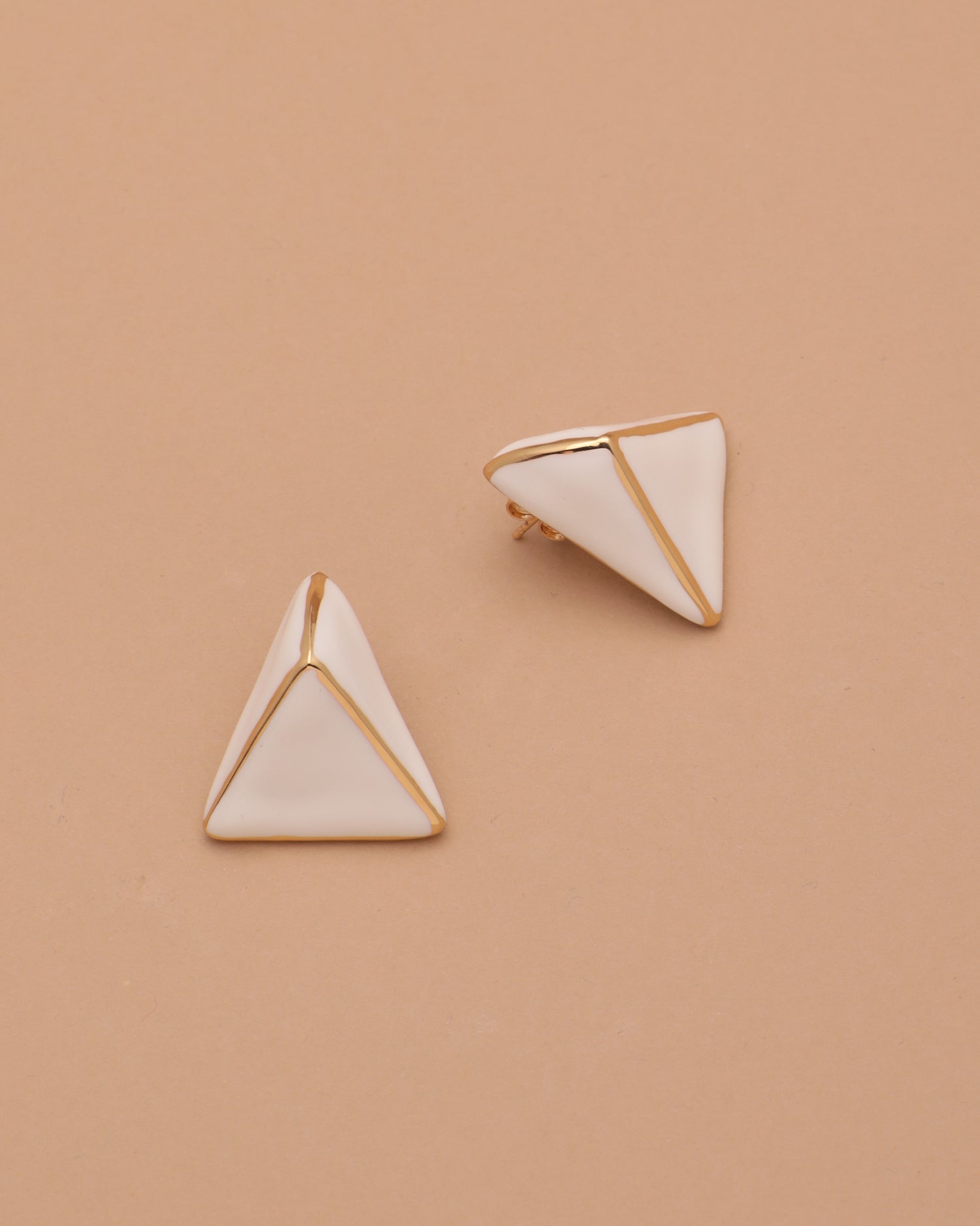 ORECCHINI TRIANGOLO PICCOLO