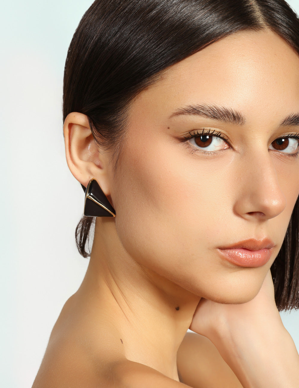 EARRINGS TRIANGLE SMALL