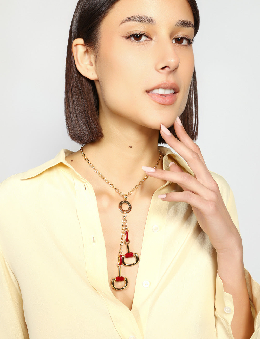 BEACKET NECKLACE