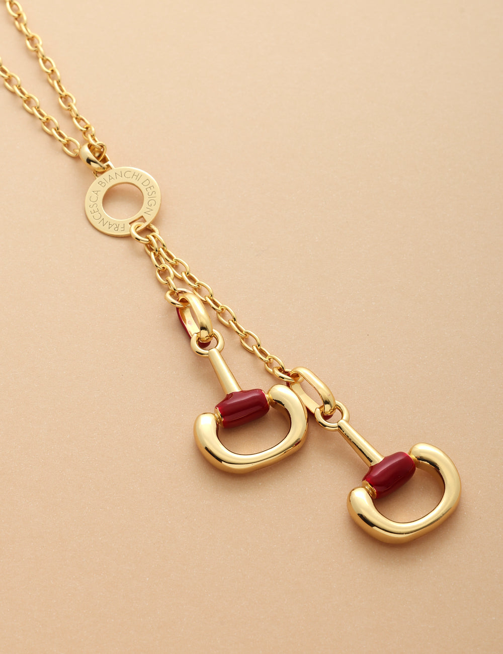 BEACKET NECKLACE
