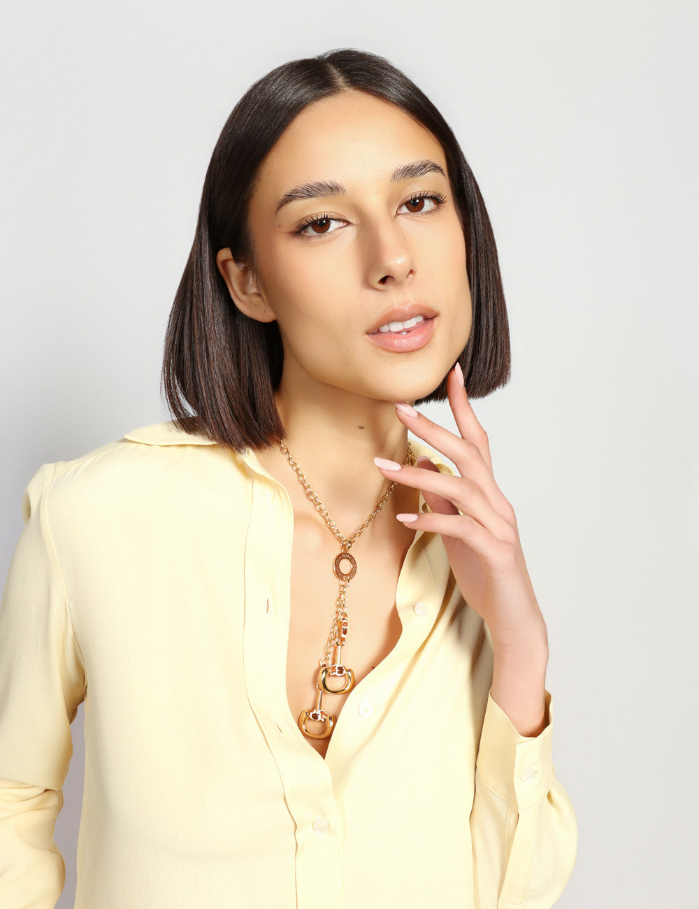 BEACKET NECKLACE