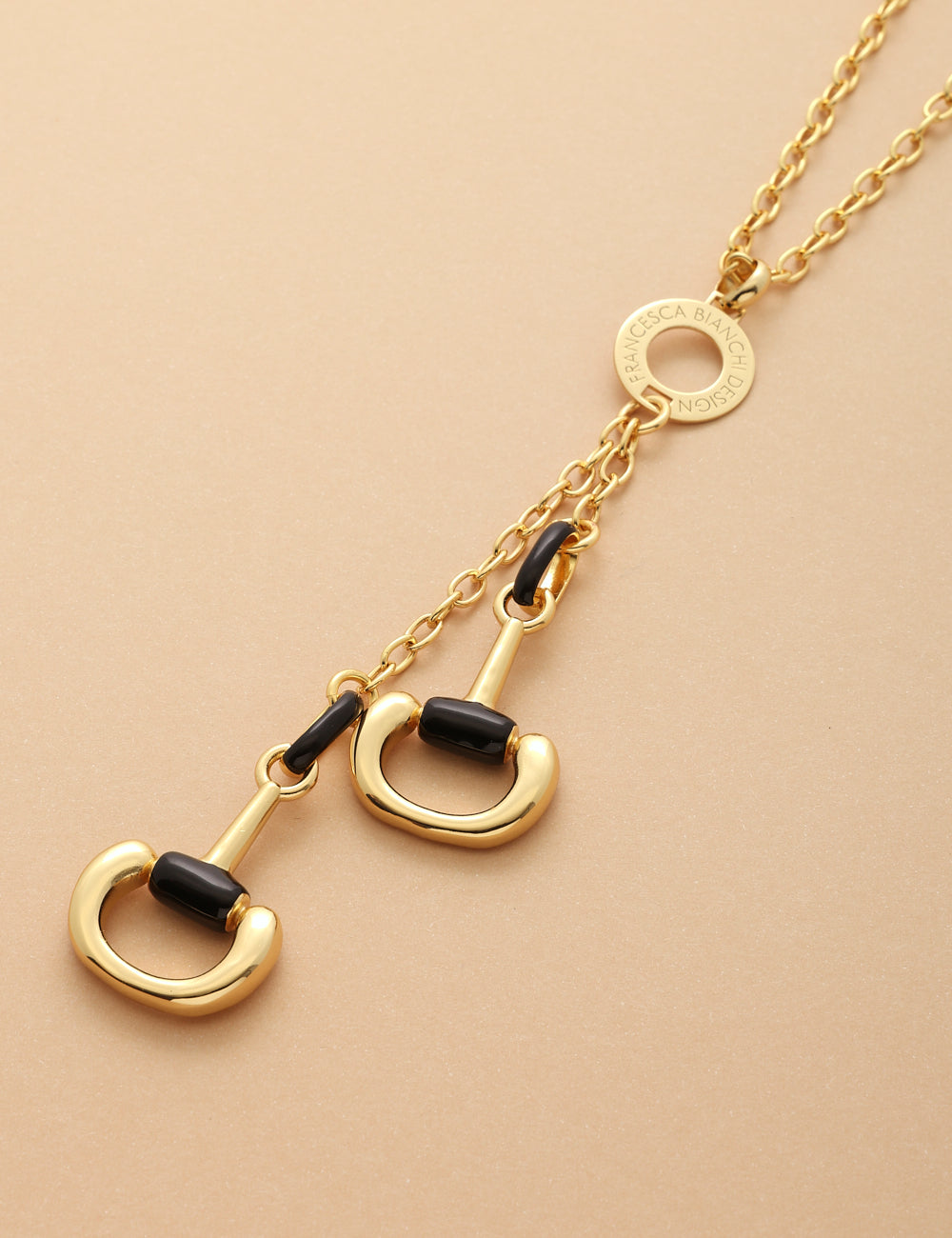 BEACKET NECKLACE