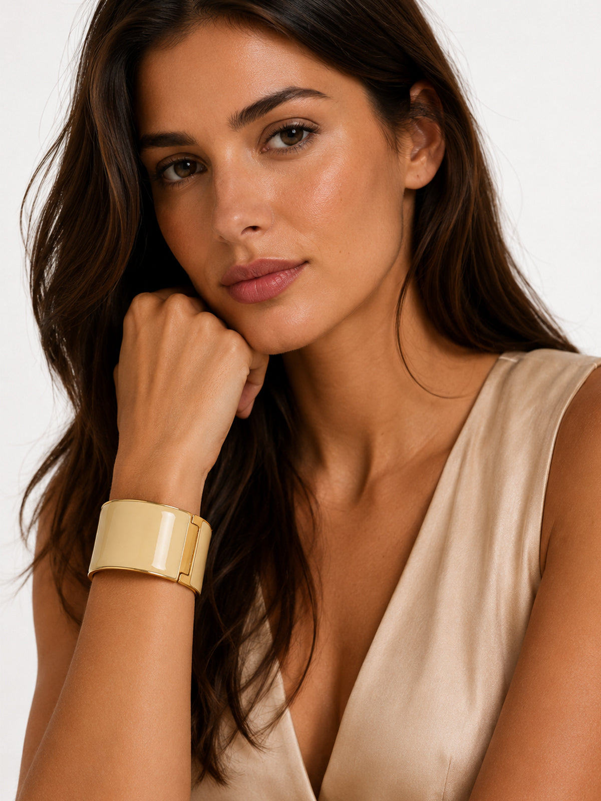 LARGE ICON BANGLE