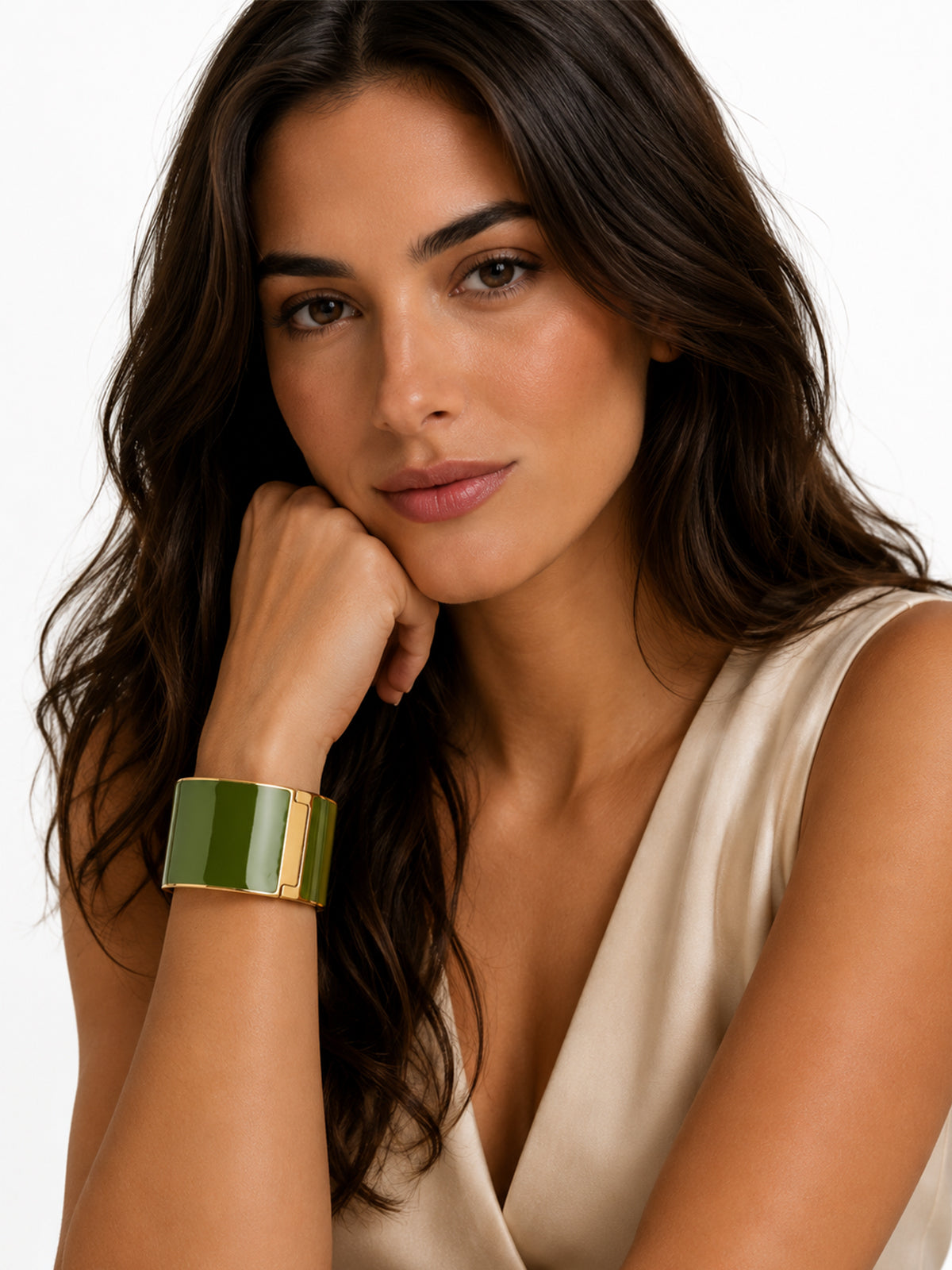 LARGE ICON BANGLE