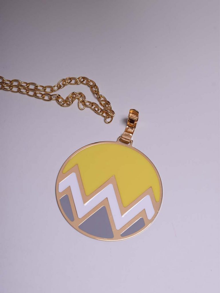 PENDENTE CHEVRON