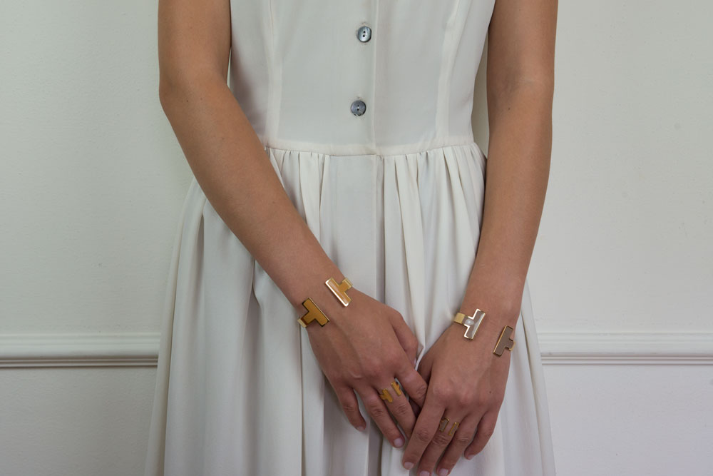 BRACCIALE A T