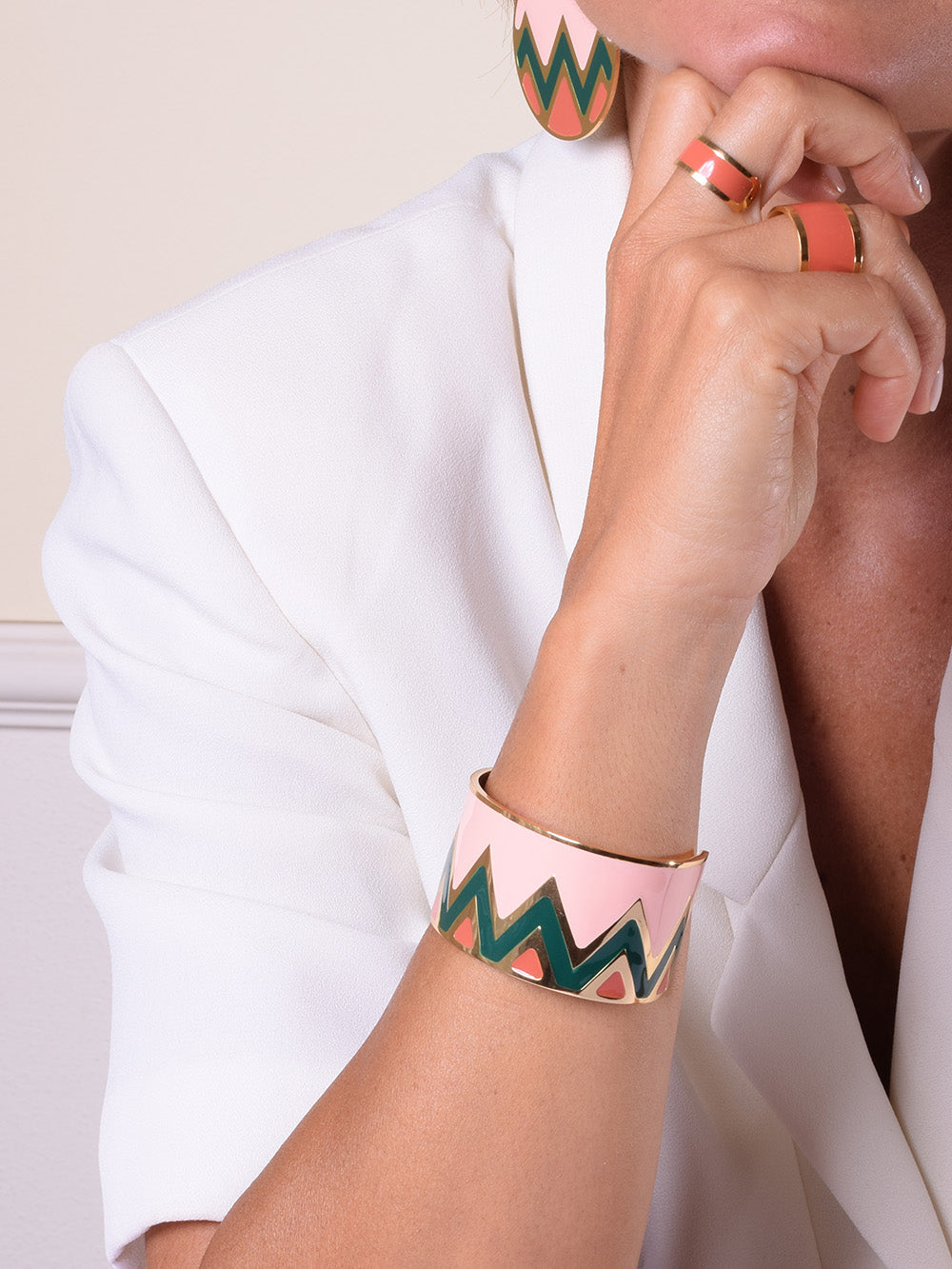 CHEVRON BANGLE 
