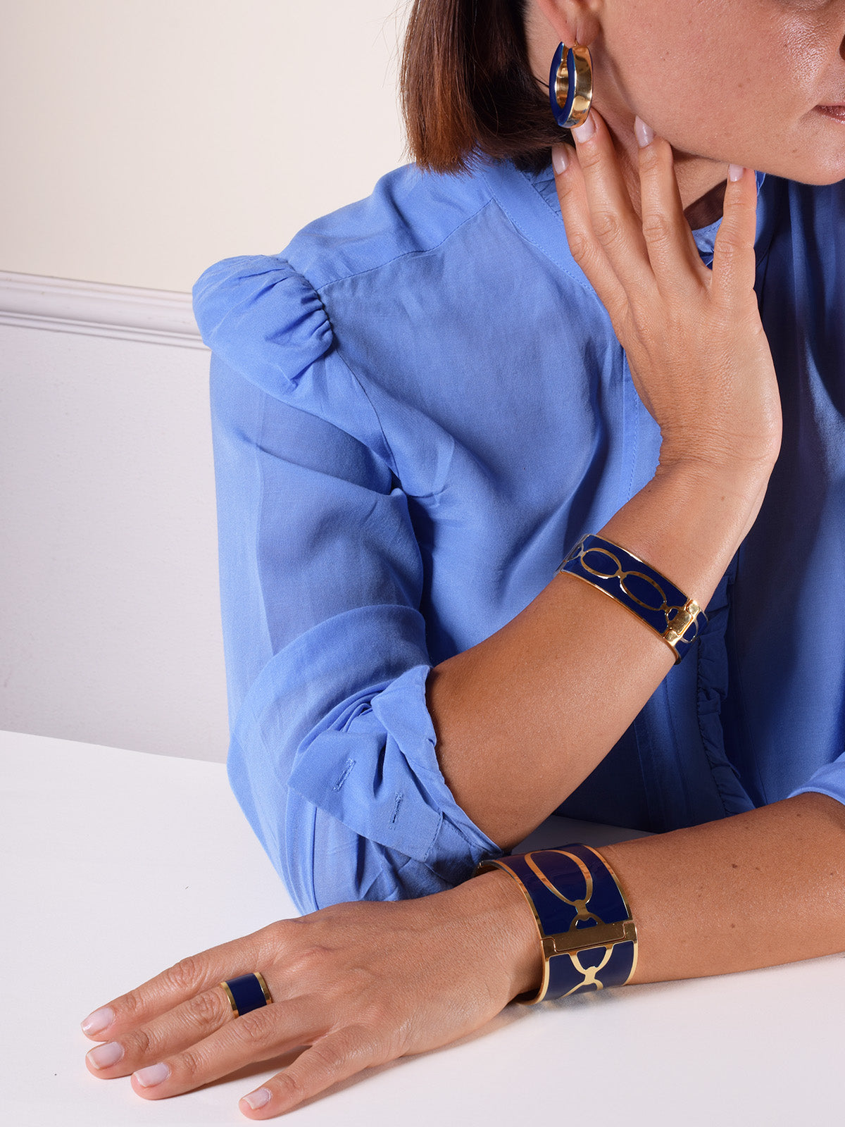 KNOT BRACELET