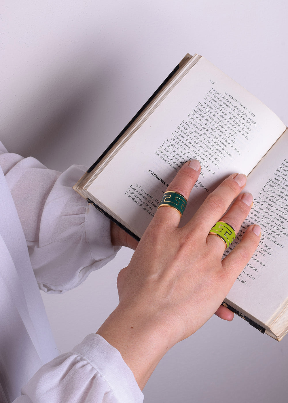 RING GREEK
