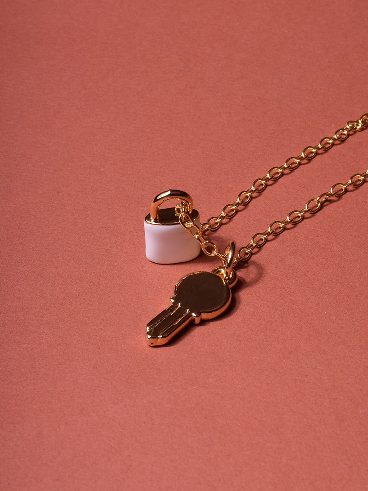 NECKLACE PADLOCK KEY