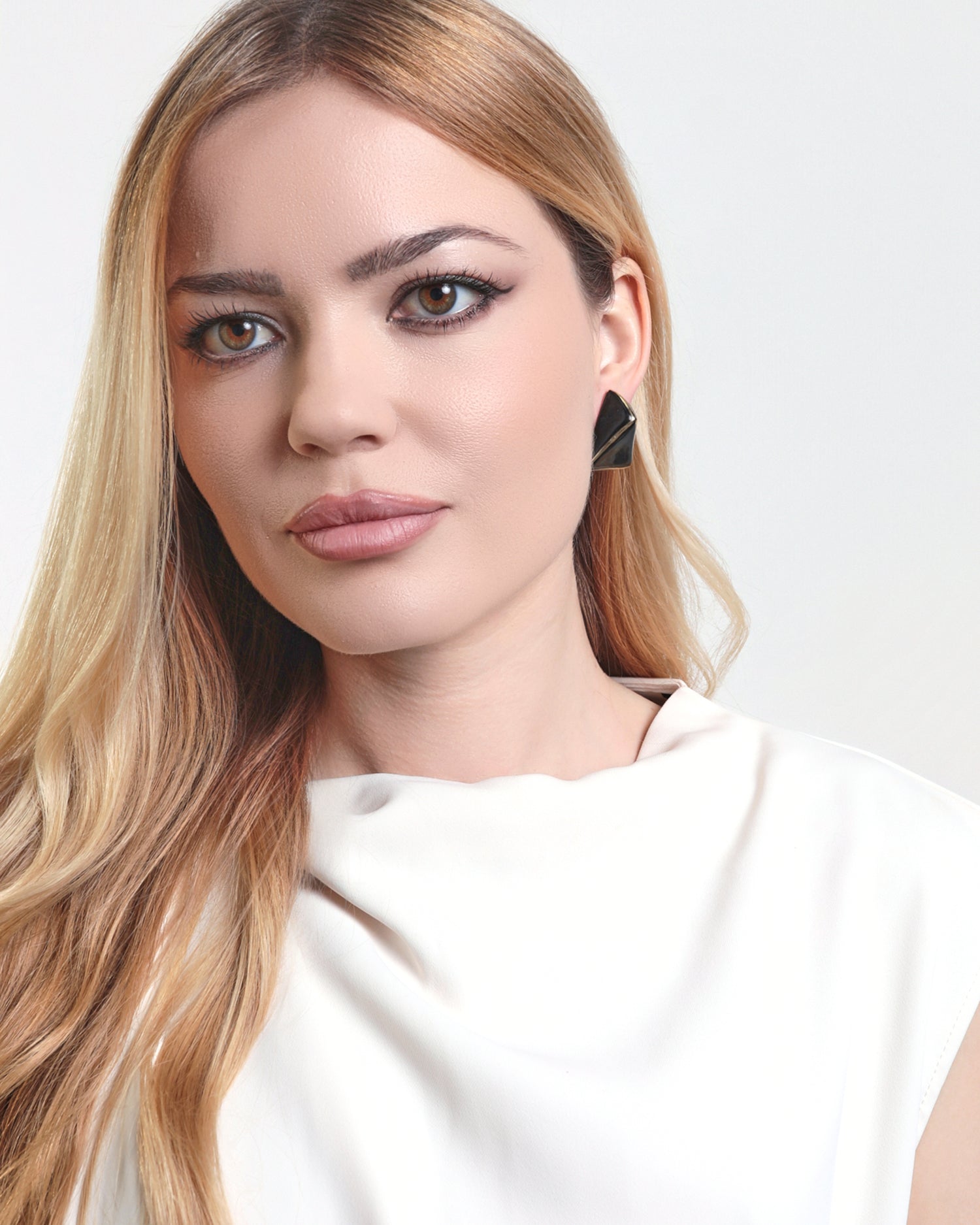 ORECCHINI TRIANGOLO PICCOLO