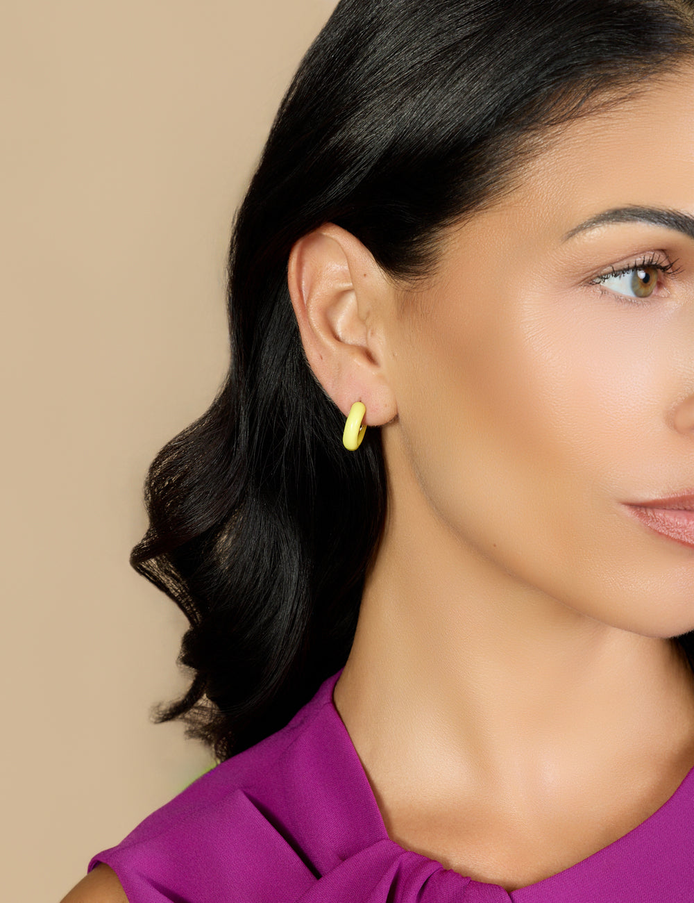 MINI EARRINGS HUGGIE HOOP