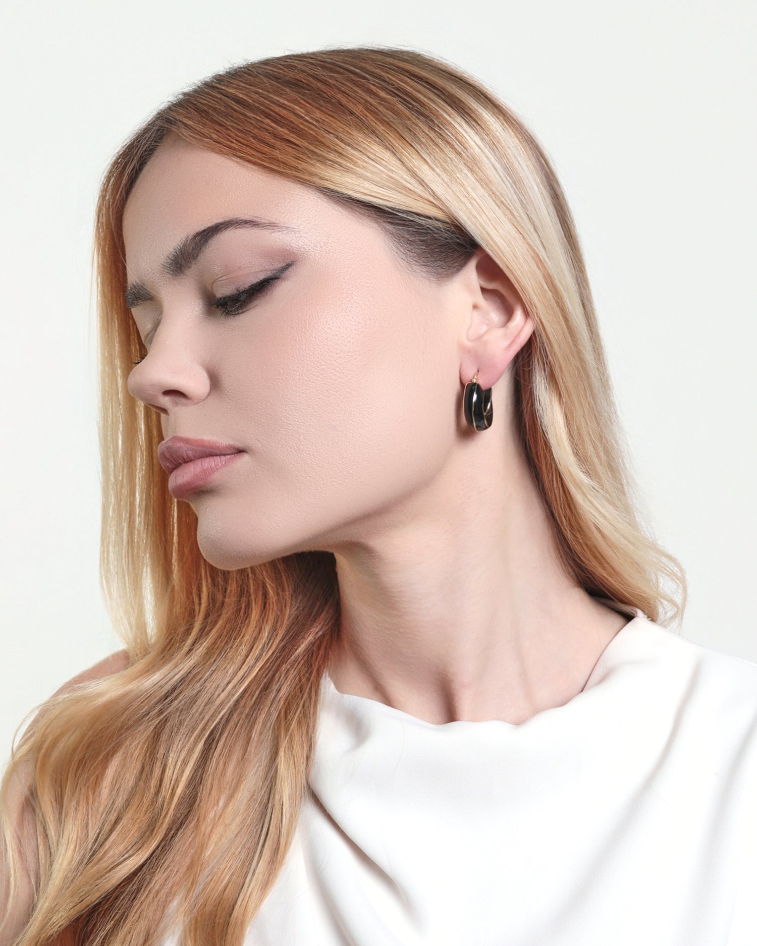 SMALL ERA EARRINGS