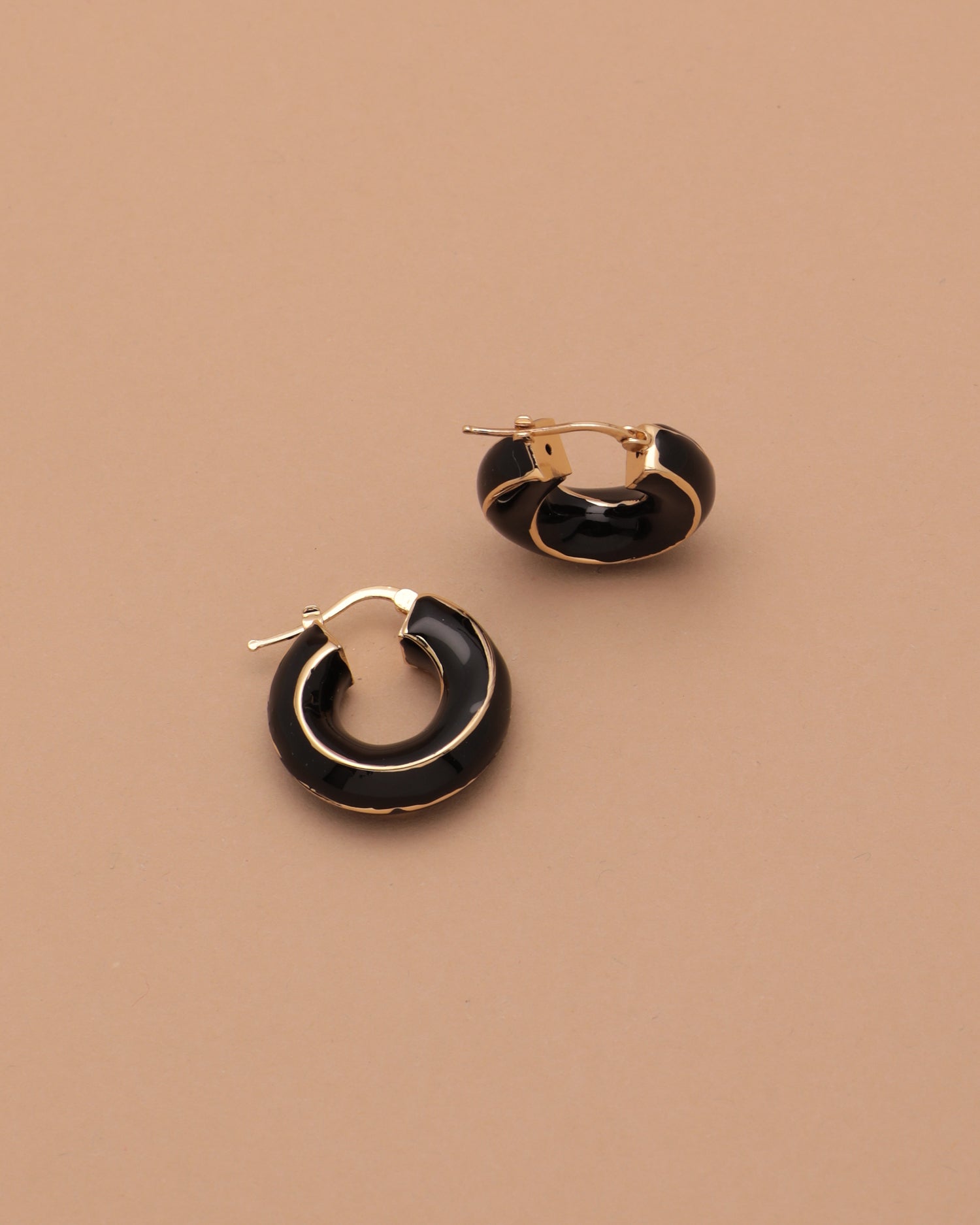 SMALL ERA EARRINGS