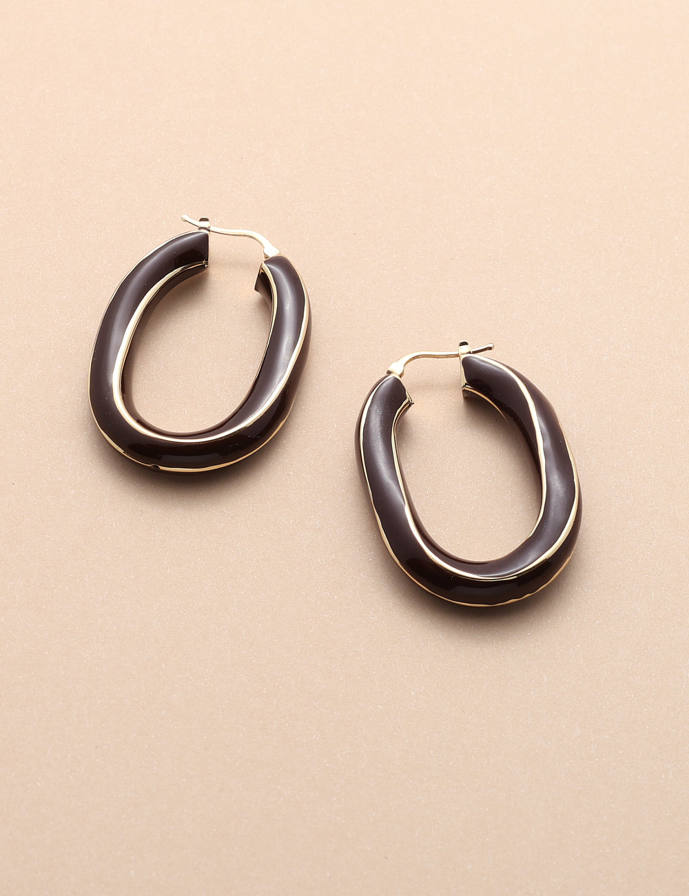 OVAL ERA EARRINGS