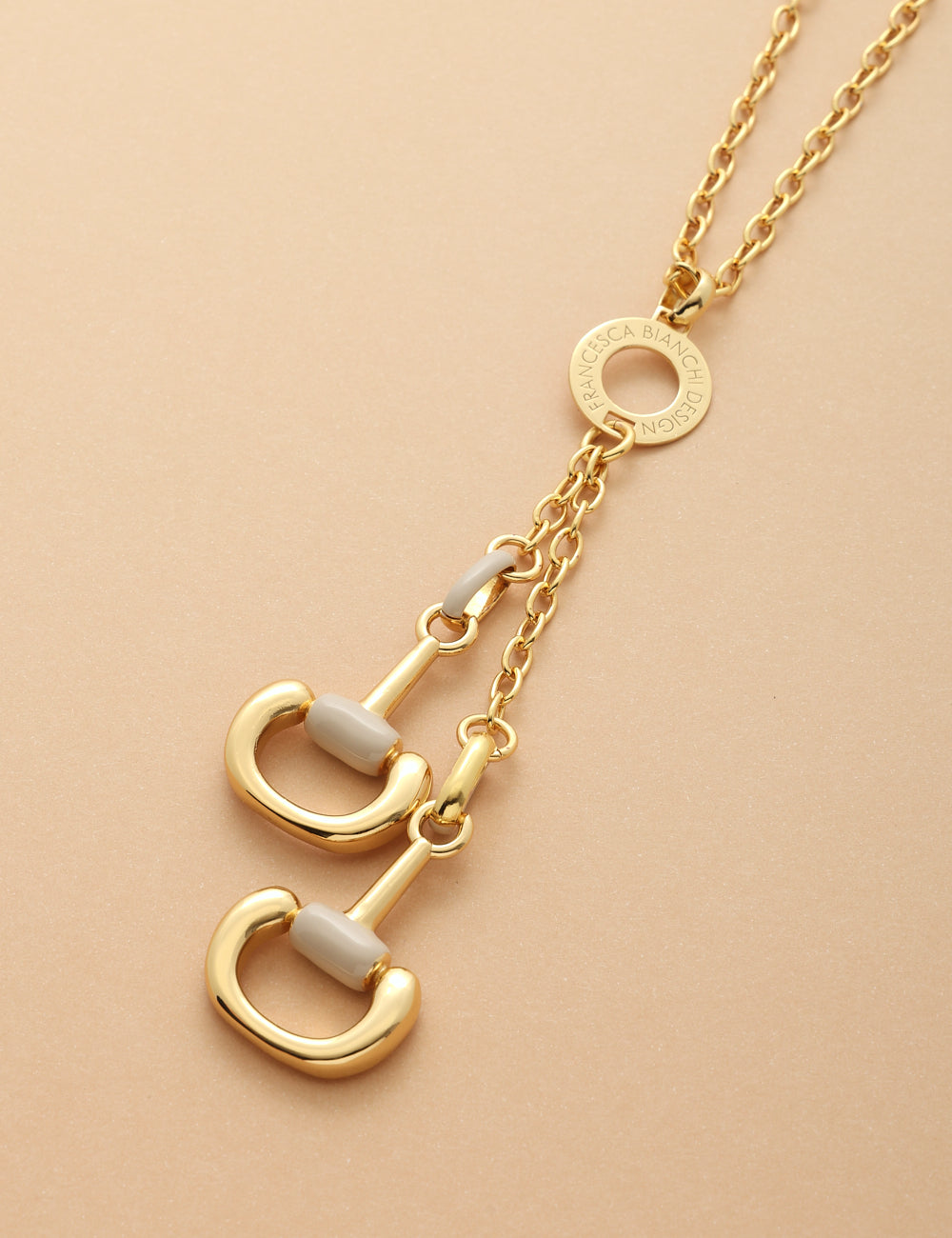 BEACKET NECKLACE