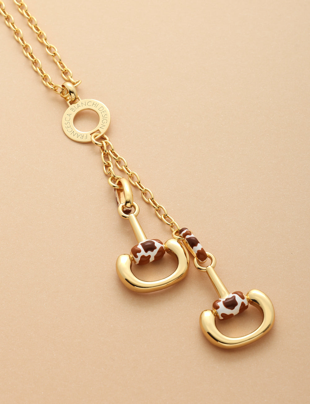 BEACKET NECKLACE